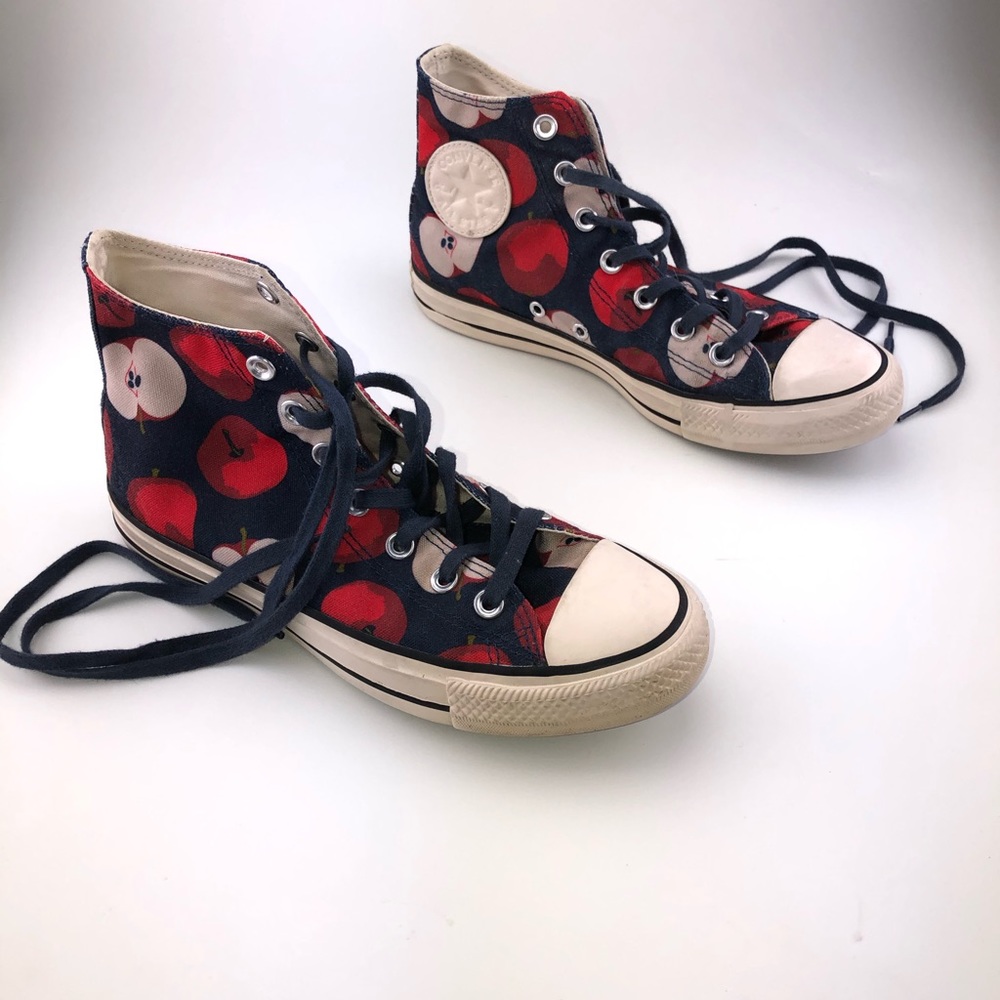 Converse Wms sz 8 Navy/Red Apple High Top …